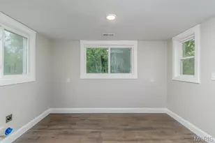 220 Warren St, Richland, MO 65556 - Photo 10