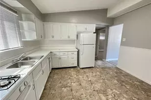 1132 Lakeview Ave, Saint Louis, MO 63138 - Photo 6
