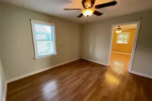 9855 Green Valley Dr, Saint Louis, MO 63136 - Photo 12