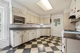6941 Dale Ave, Saint Louis, MO 63139 - Photo 12
