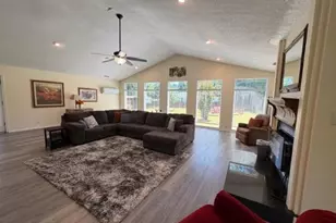 2810 East Old Oak Rd, Poplar Bluff, MO 63901 - Photo 18