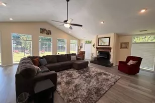 2810 East Old Oak Rd, Poplar Bluff, MO 63901 - Photo 20