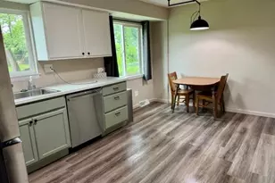 1460 St Louis St, Florissant, MO 63033 - Photo 2