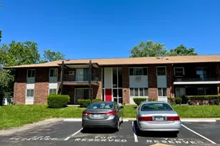 8755 Sieloff Dr, Hazelwood, MO 63042 - Photo 2