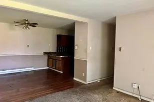 8755 Sieloff Dr, Hazelwood, MO 63042 - Photo 10