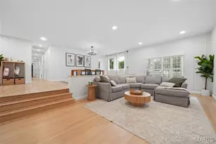 8 Sunnybrae Ct, Ballwin, MO 63011 - Photo 6