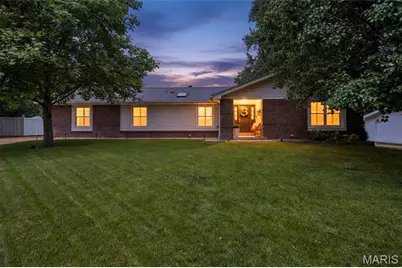 8 Sunnybrae Court, Ballwin, MO 63011 - Photo 1