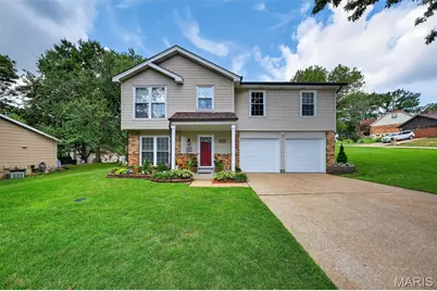 7101 Coram Drive, Saint Louis, MO 63129 - Photo 1