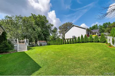 7101 Coram Drive, Saint Louis, MO 63129 - Photo 32