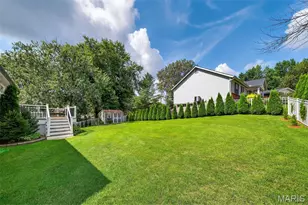 7101 Coram Dr, Saint Louis, MO 63129 - Photo 32