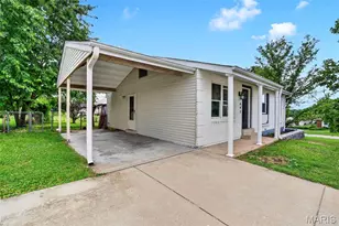 643 Washington Dr, Arnold, MO 63010 - Photo 2