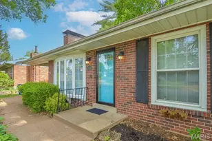 8720 Brookview Dr, Crestwood, MO 63126 - Photo 4