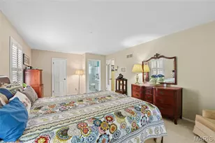 13116 Huntercreek Ridge Rd, Saint Louis, MO 63131 - Photo 18