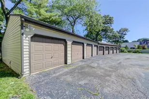 1308 Glendale Gardens Dr, Kirkwood, MO 63122 - Photo 6