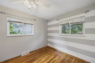 113 E Cartwright Ave, Unincorporated, MO 63125 - Photo 10