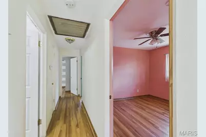113 E Cartwright Avenue, Unincorporated, MO 63125 - Photo 12