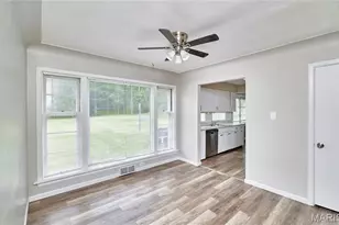1751 June Dr, Saint Louis, MO 63138 - Photo 10