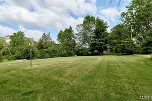 1751 June Dr, Saint Louis, MO 63138 - Photo 30