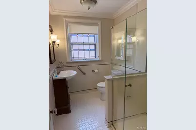 7261 Delmar Boulevard #7261A, University City, MO 63130 - Photo 4