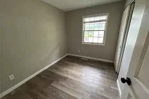 12834 Fox Haven Dr, Florissant, MO 63033 - Photo 4