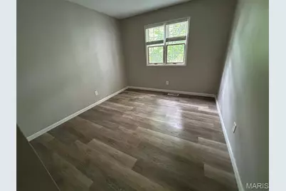 12834 Fox Haven Drive, Florissant, MO 63033 - Photo 8