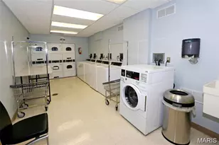 4501 Lindell Blvd, Saint Louis, MO 63108 - Photo 14