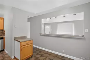 5563 Winchelsea Dr, Saint Louis, MO 63121 - Photo 20