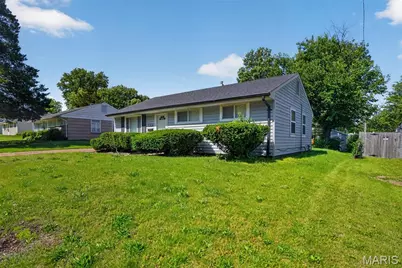 5563 Winchelsea Drive, Saint Louis, MO 63121 - Photo 4
