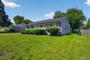 5563 Winchelsea Dr, Saint Louis, MO 63121 - Photo 4