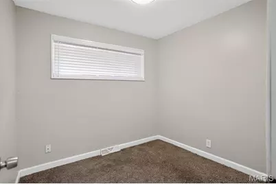 5563 Winchelsea Drive, Saint Louis, MO 63121 - Photo 14