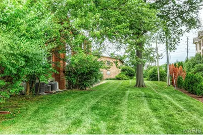 1 Delcrest Court #103, Saint Louis, MO 63124 - Photo 24