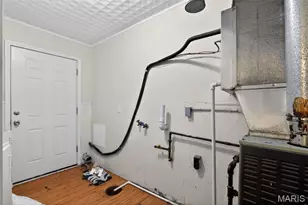 9446 Stansberry Ave, Saint Louis, MO 63134 - Photo 12