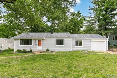 10007 Delta Drive, Breckenridge Hills, MO 63074 - Photo 1