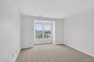 522 N Kirkwood Rd, Kirkwood, MO 63122 - Photo 14