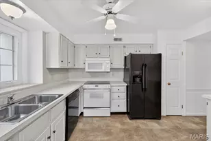 522 N Kirkwood Rd, Kirkwood, MO 63122 - Photo 12