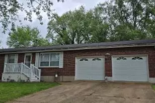 315 Smith St, Farmington, MO 63640 - Photo 2