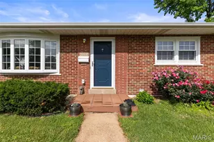 8553 Craighill Dr, Affton, MO 63123 - Photo 2