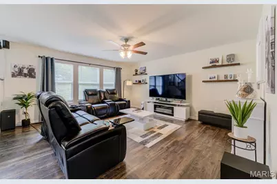 618 Creek Bend Drive, Lake Saint Louis, MO 63367 - Photo 10