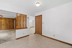 4472 Pinyon Jay Ct, Saint Louis, MO 63128 - Photo 10