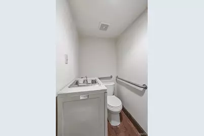 120 N Main Street, De Soto, MO 63020 - Photo 16