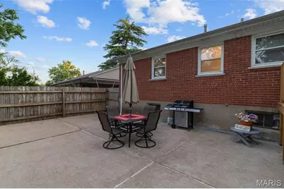 7956 Aldershot Drive, Saint Louis, MO 63123 - Photo 32