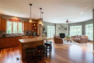 320 Nicole Ct, Troy, MO 63379 - Photo 6