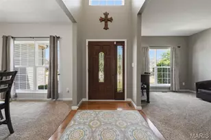 506 Wyndgate Lake Ct, Lake Saint Louis, MO 63367 - Photo 2