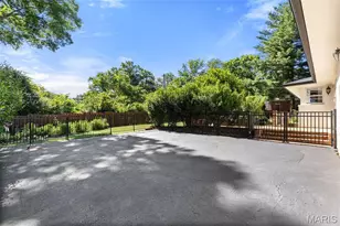 10 Ridgeline Dr, Warson Woods, MO 63122 - Photo 36