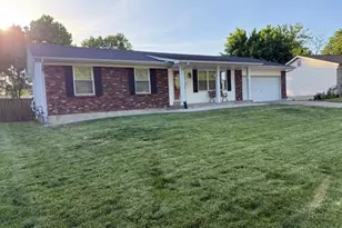 6 El Perro Dr, Saint Peters, MO 63376 - Photo 2