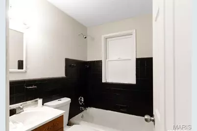 8135 Bloom Drive, Saint Louis, MO 63114 - Photo 22