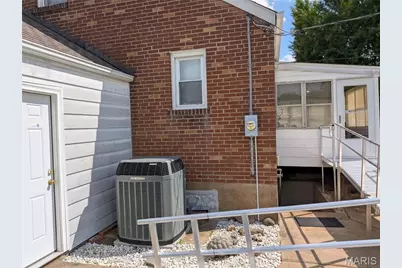 9133 Overton Drive, Saint Louis, MO 63123 - Photo 18