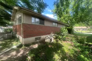 9919 Lanier Dr, Saint Louis, MO 63136 - Photo 18