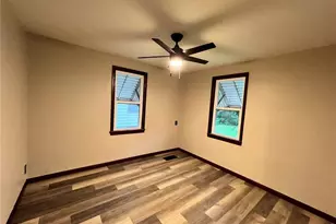 9525 Marlowe Ave, Overland, MO 63114 - Photo 10