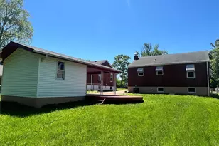 9525 Marlowe Ave, Overland, MO 63114 - Photo 4